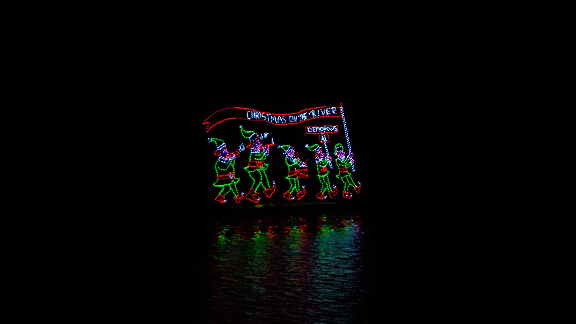 Christmas on the River Preps Underway in Demopolis WAKA 8