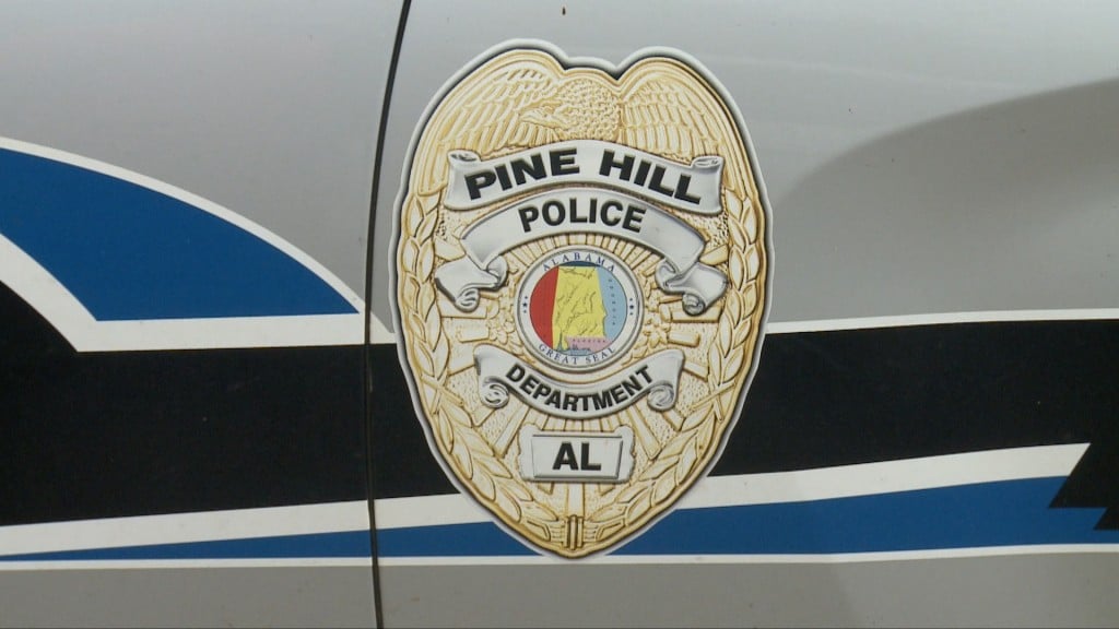Wal Pinehillpolice0526 Pkg