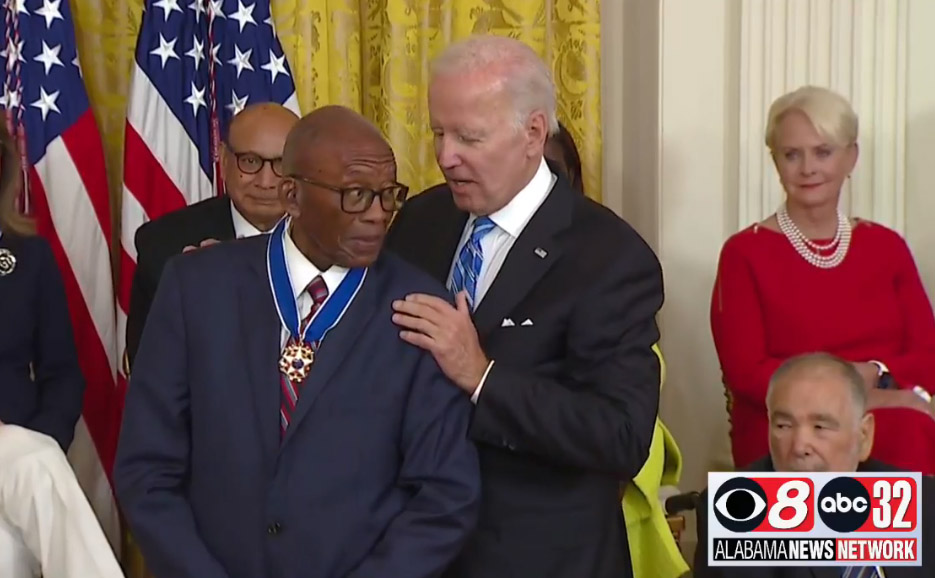 Grayfredmedal2070722