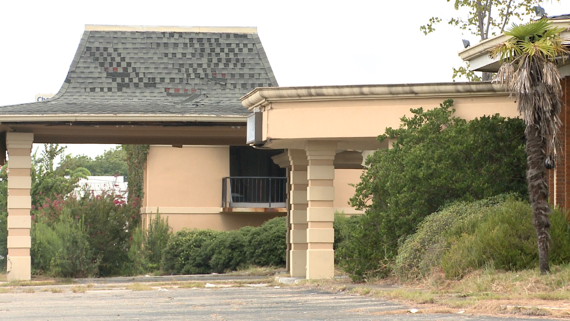 City of Montgomery Purchases Old Governor's House Hotel WAKA 8