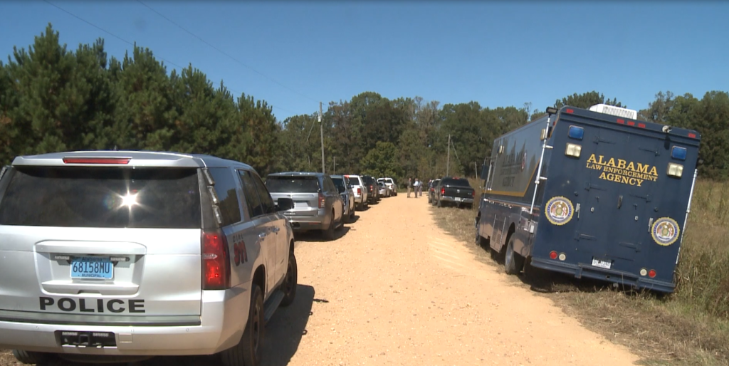 Lowndeshomeinvasion1