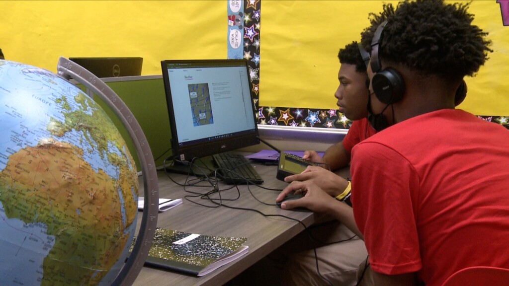 Wal Pcstaracademy Fox Pkg