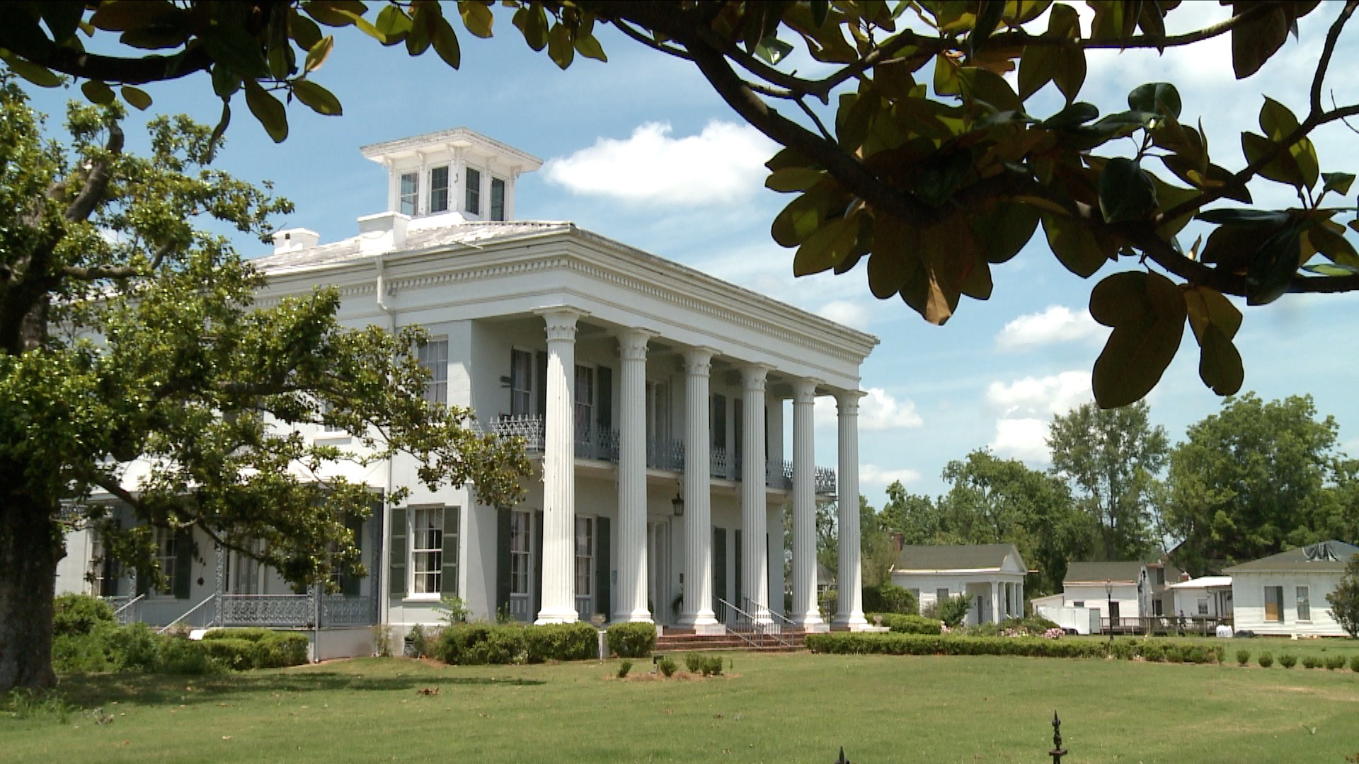 Selma historic district slowly recovers from tornado WAKA 8