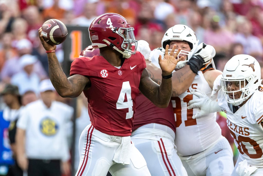 Alabama football, Texas A&M set to battle for SEC West lead - Roll 'Bama  Roll