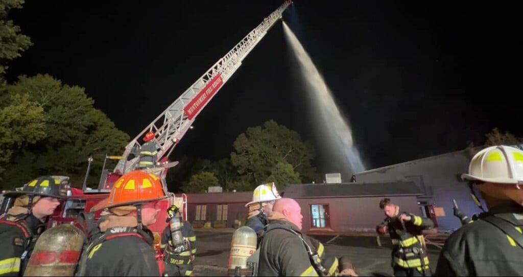 387049452 622365403401052 7748768568699283471 N