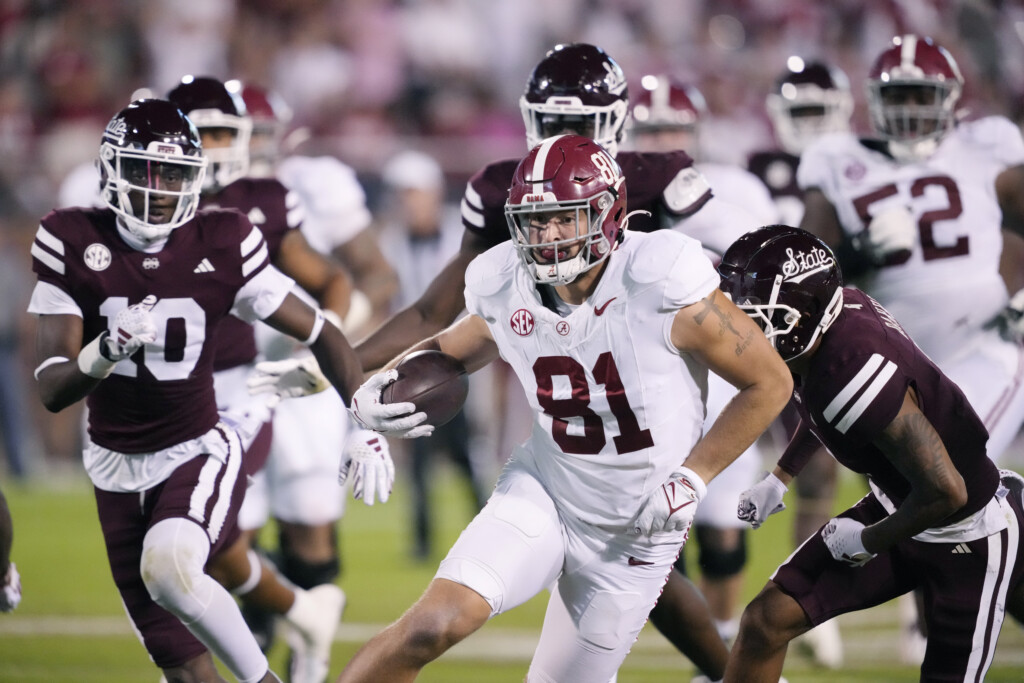 No. 1 Alabama looks for 9th straight win over Texas A&M