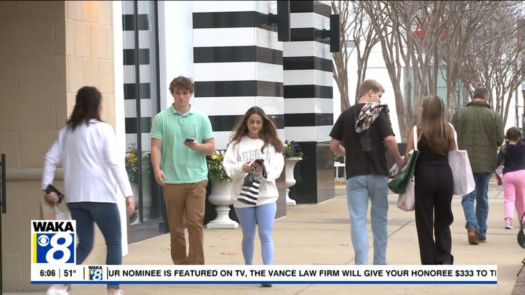 Day After Christmas Shopping 122623