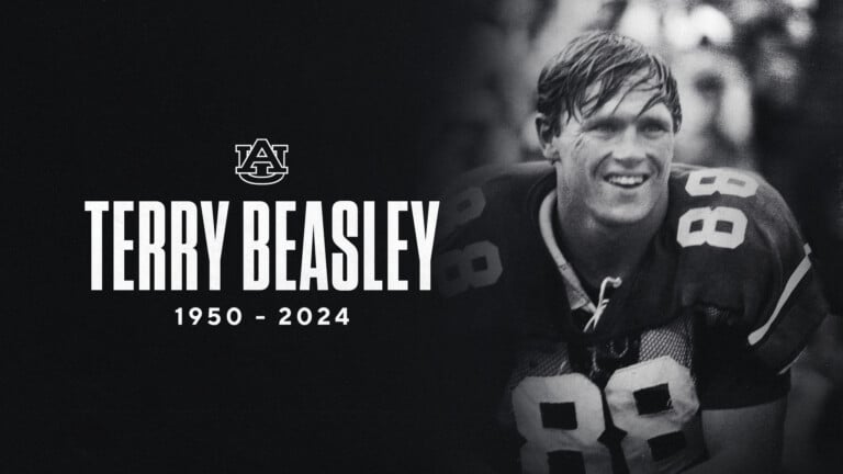 Legendary Auburn receiver Terry Beasley dies at 73 - WAKA 8