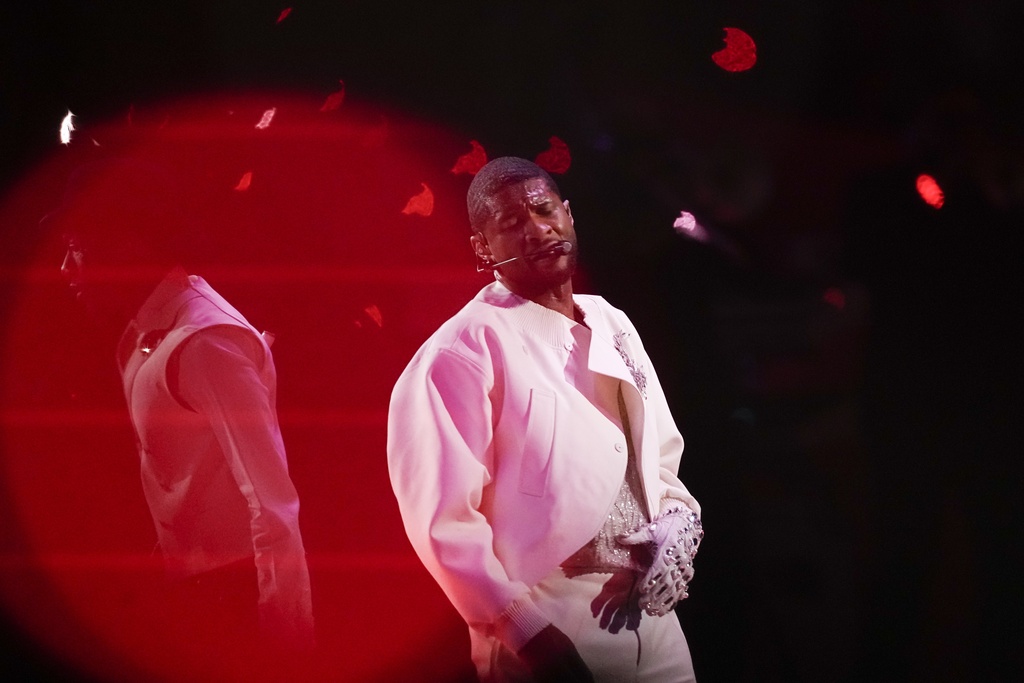 Aptopix Super Bowl Football