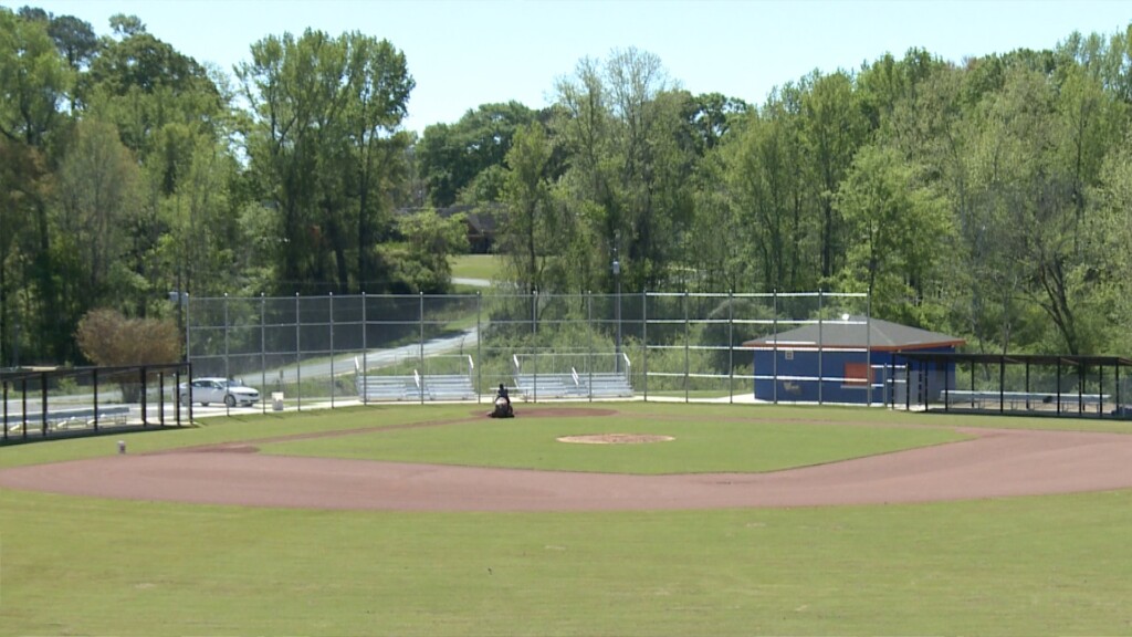 Wal Newballfield0405 Pkg