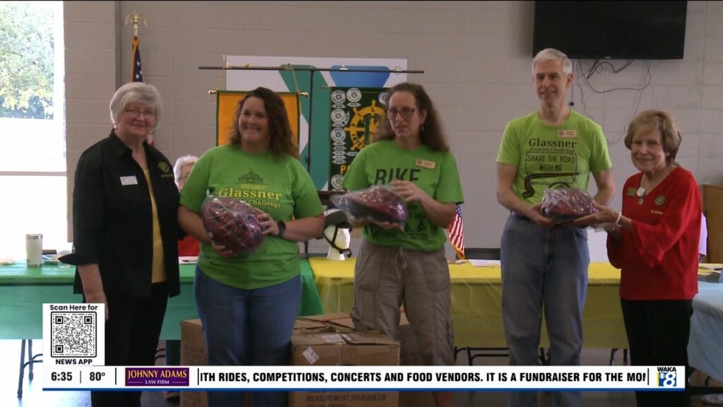 Pilot Club Of Prattville Donates 50 Bicycle Helmets To The Montgomery Bicycle Club
