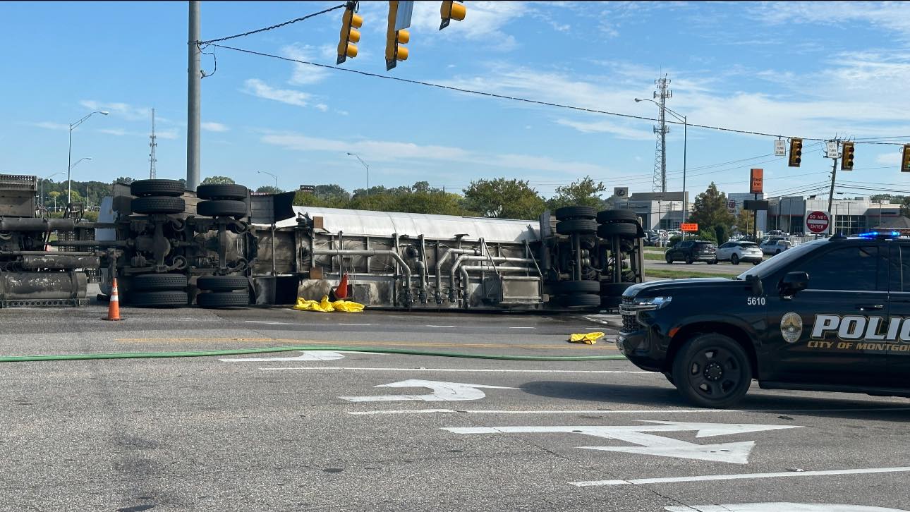 Tanker truck overturns on Eastern Boulevard in Montgomery - WAKA 8