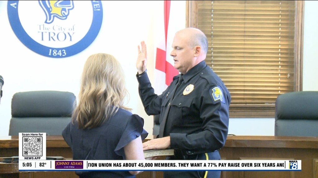 Troy Police Chief 100124