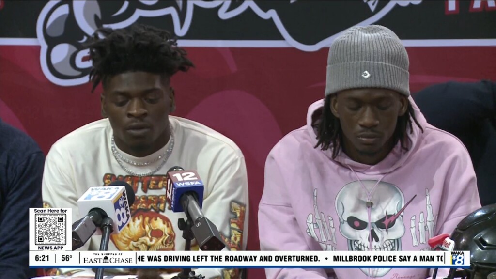 Derick & Erick Smith Signing