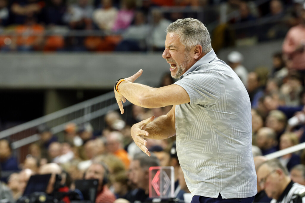 Arkansas Auburn Basketball