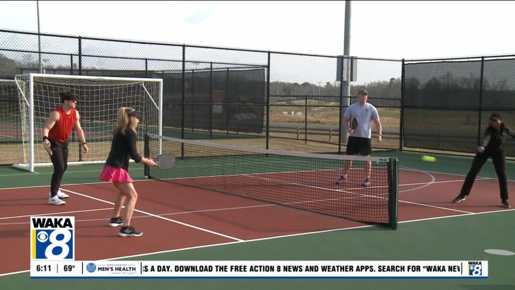 Mom Pickleball