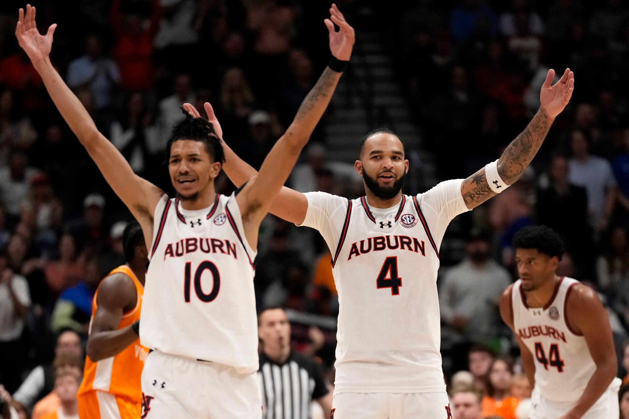 Auburn selected as No. 1 overall seed in the NCAA tournament - WAKA 8