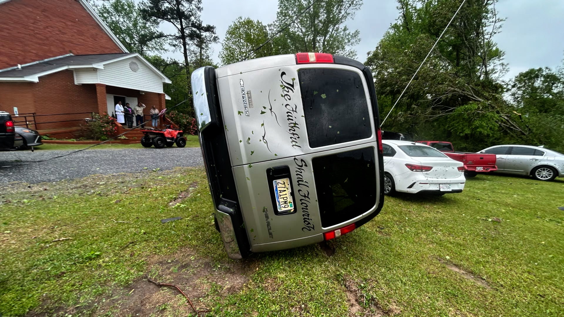 EF-1 tornado touches down near Dallas Co. church - WAKA 8