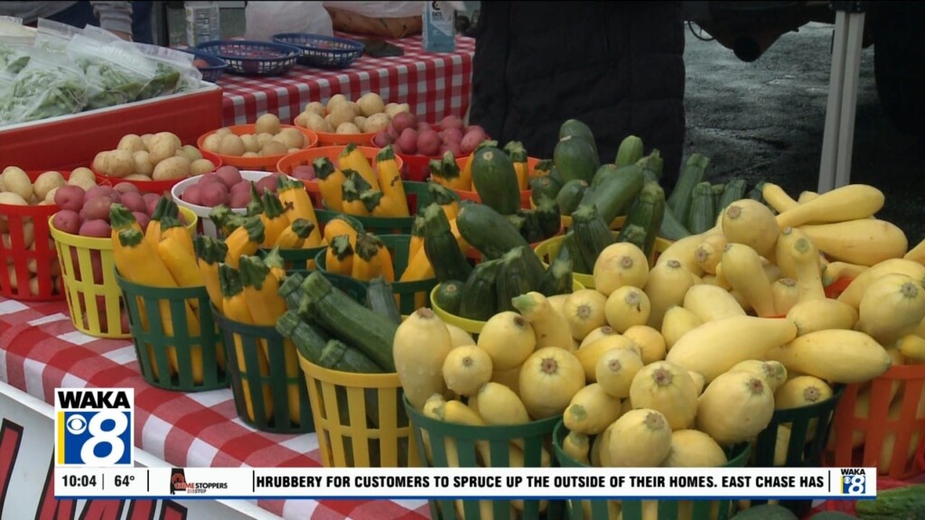 Farmers Market 051025