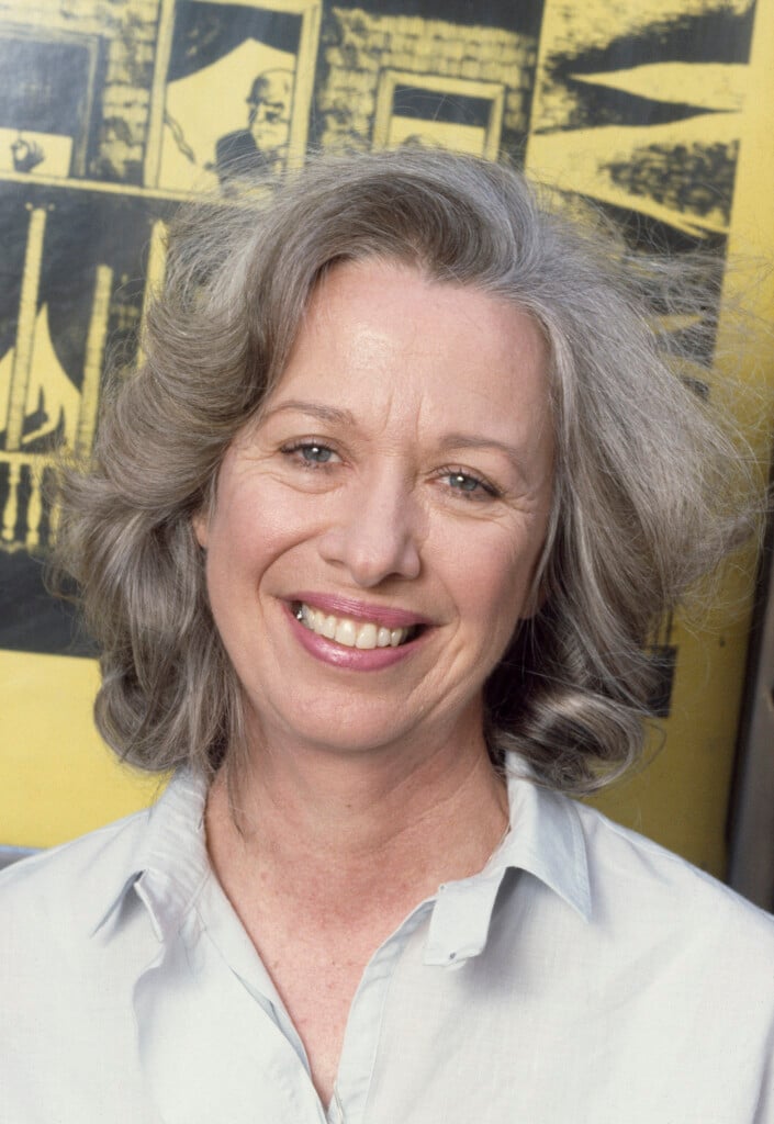 Obit Polly Holliday