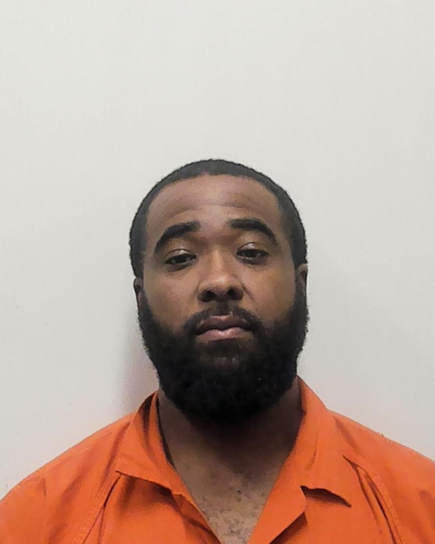 State correctional officer arrested on contraband charges - WAKA 8