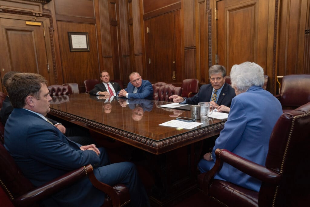 Governor Kay Ivey Alabama League Of Municipalities Annual Convention