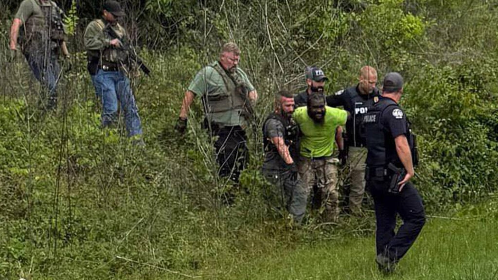 Fugitivecaught050826