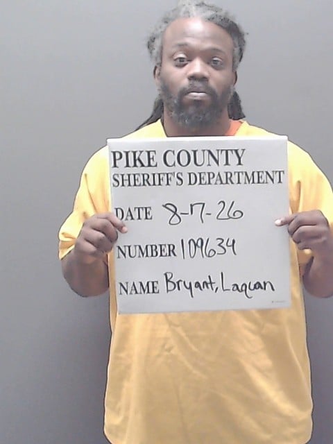 Bryant, Laquan