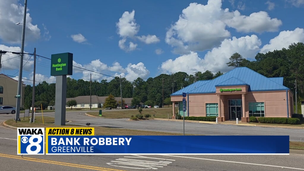 Greenvillebankrobbery090926