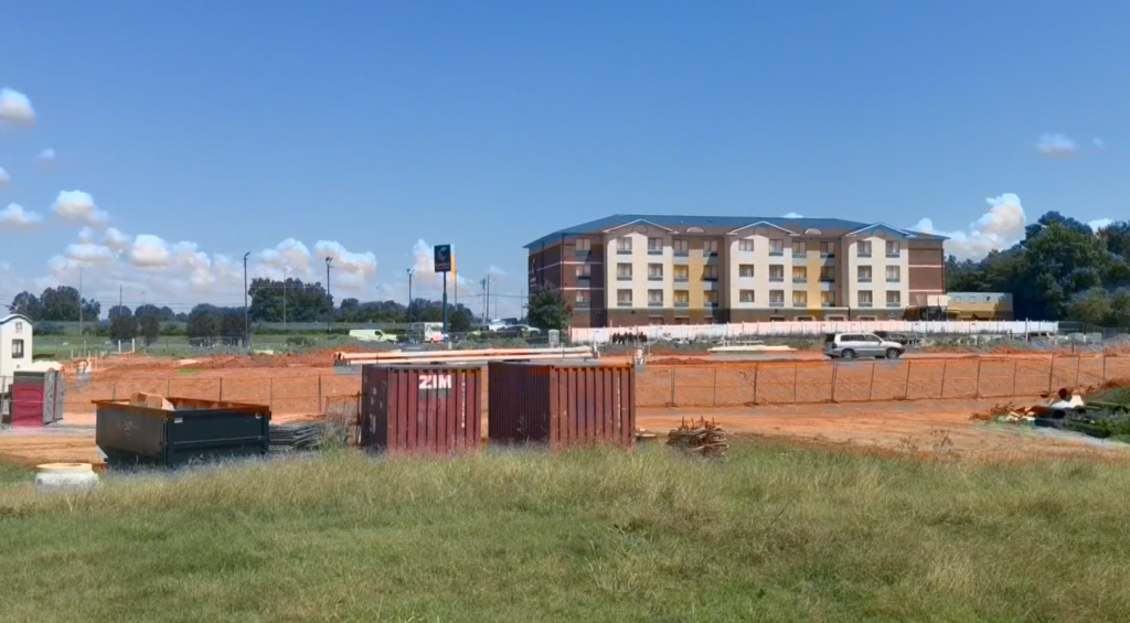 Livaway Suites