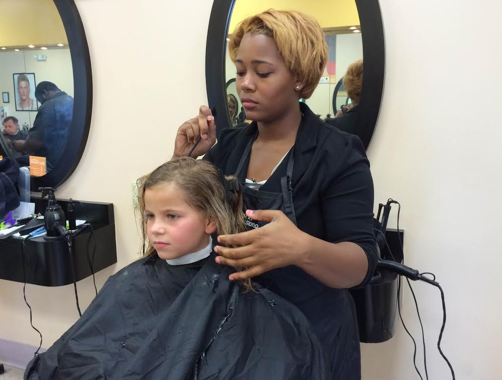Kids get free back-to-school haircuts in annual event - WBBJ TV
