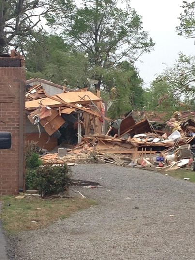 Obion County Residents Clean Up After Tornado - WBBJ TV