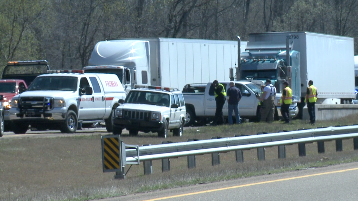 Update Eastbound I 40 Lanes Reopened After Haywood Co Crash Wbbj Tv