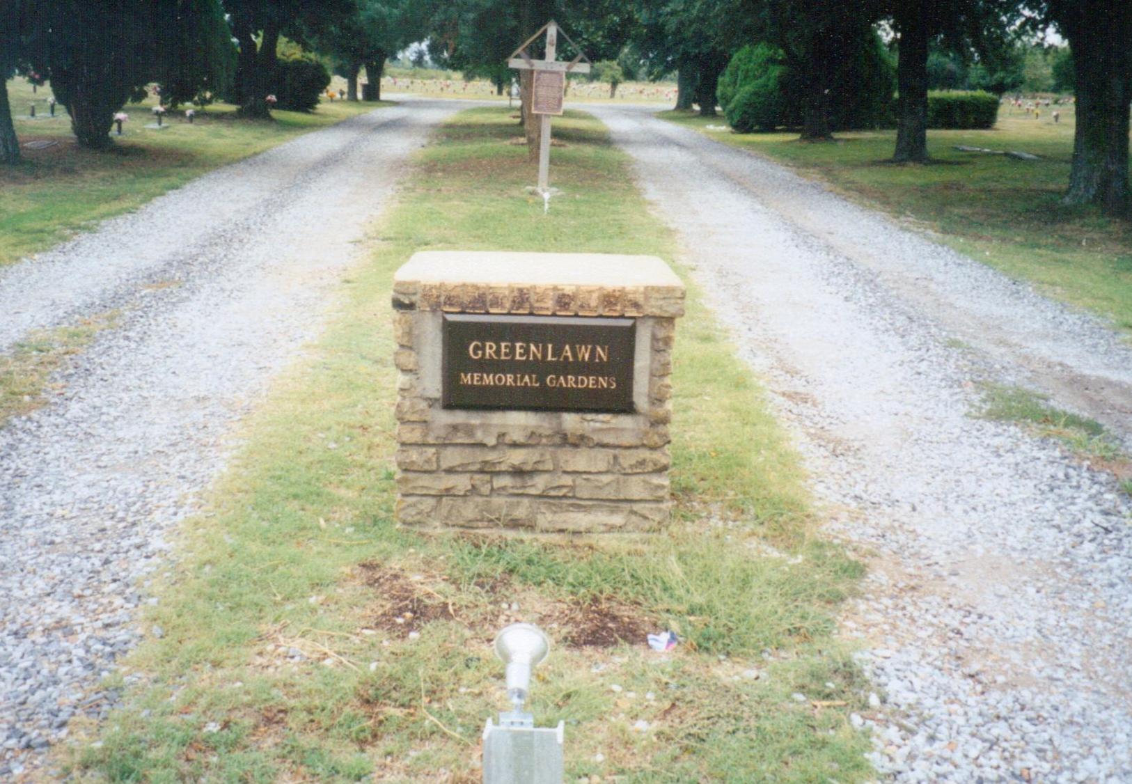 Vases stolen from headstones at Greenville cemetery WBBJ TV