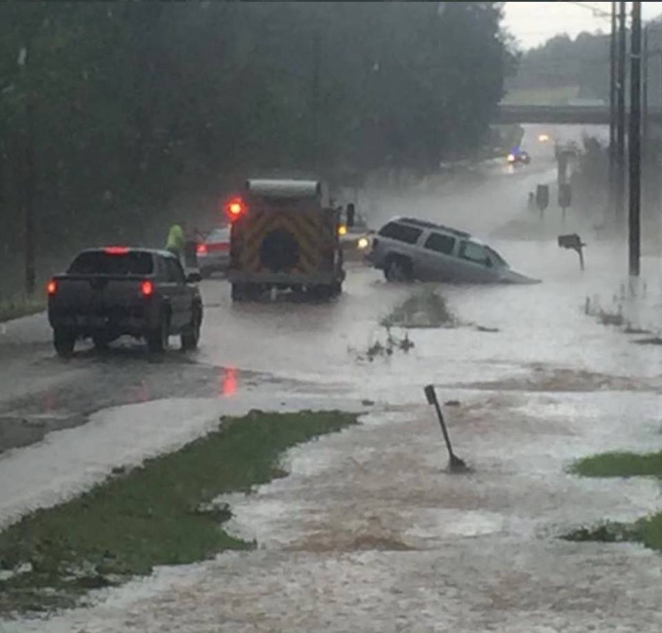 Viewer photos storm damage in Selmer WBBJ TV