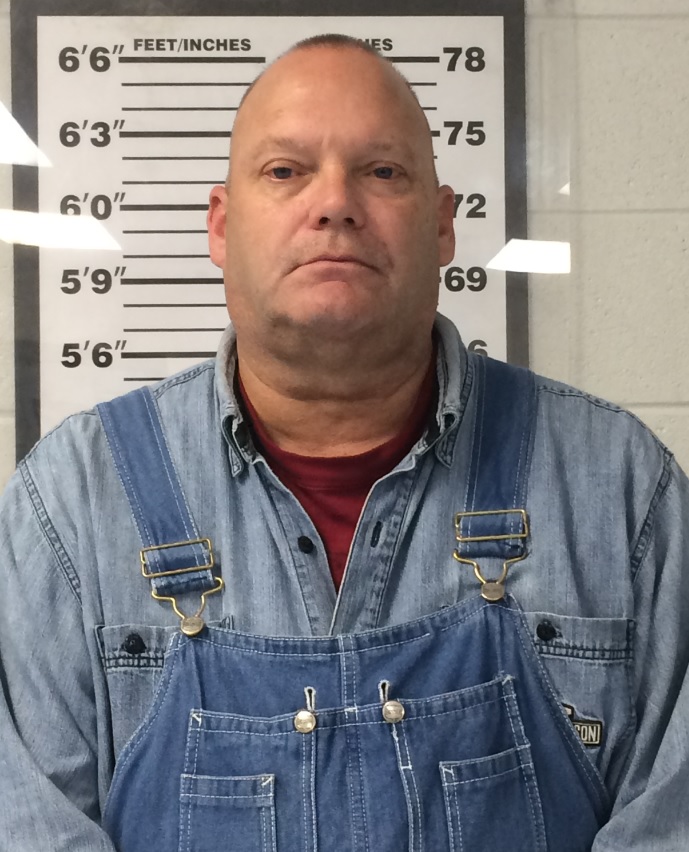 Former Gibson Co. sheriff Chuck Arnold charged with assaulting teen