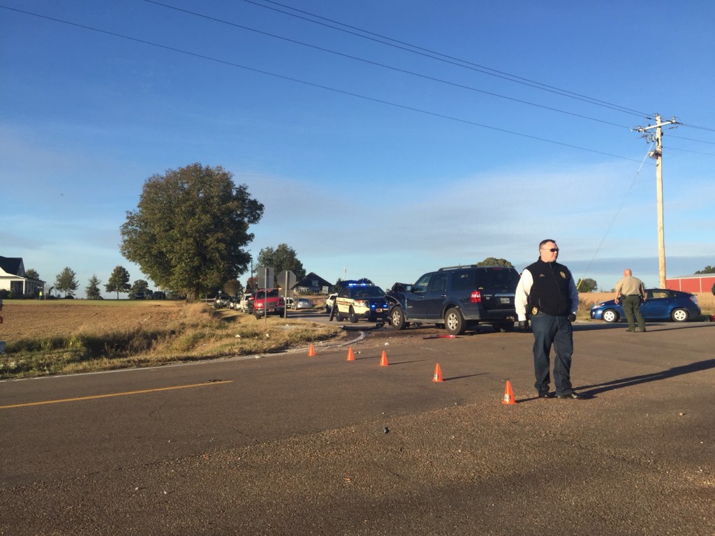 At least 1 airlifted in Medina wreck WBBJ TV