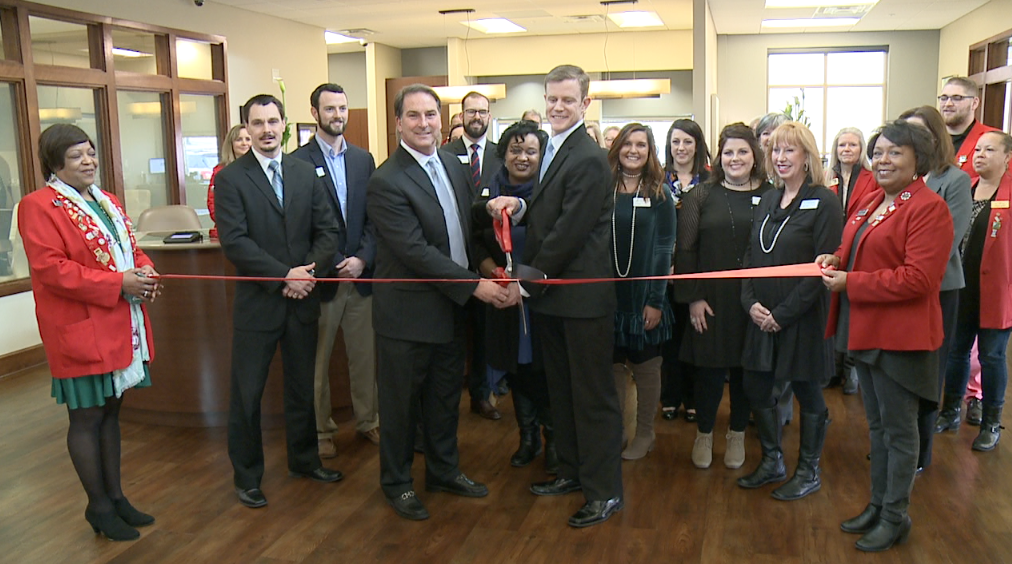 Leaders Credit Union holds ribbon cutting & open house for new branch