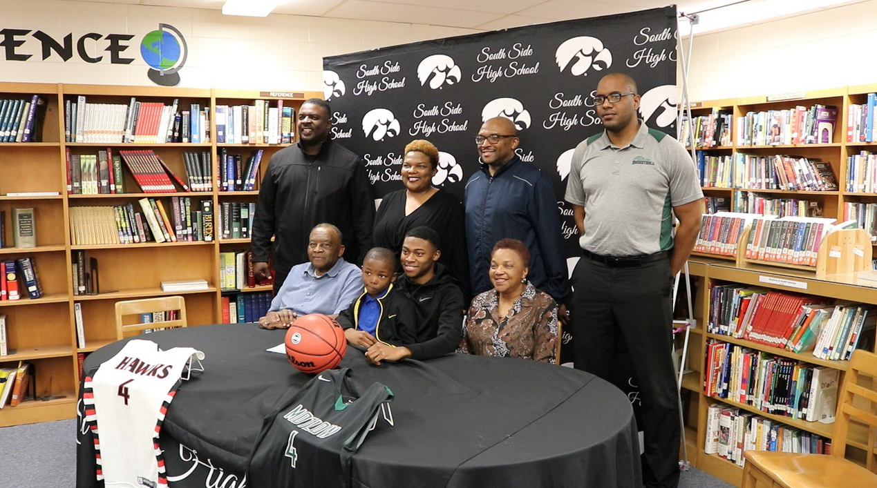 Bryce McBride signs with Motlow State WBBJ TV