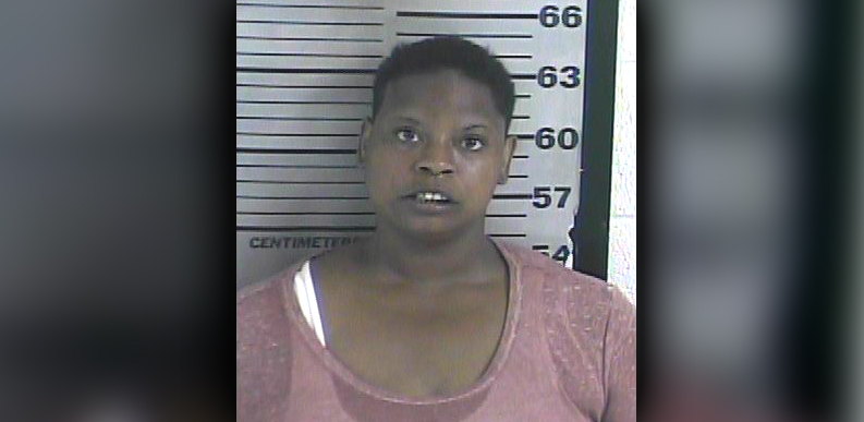 Dyersburg Woman Faces Robbery Assault Charges Wbbj Tv