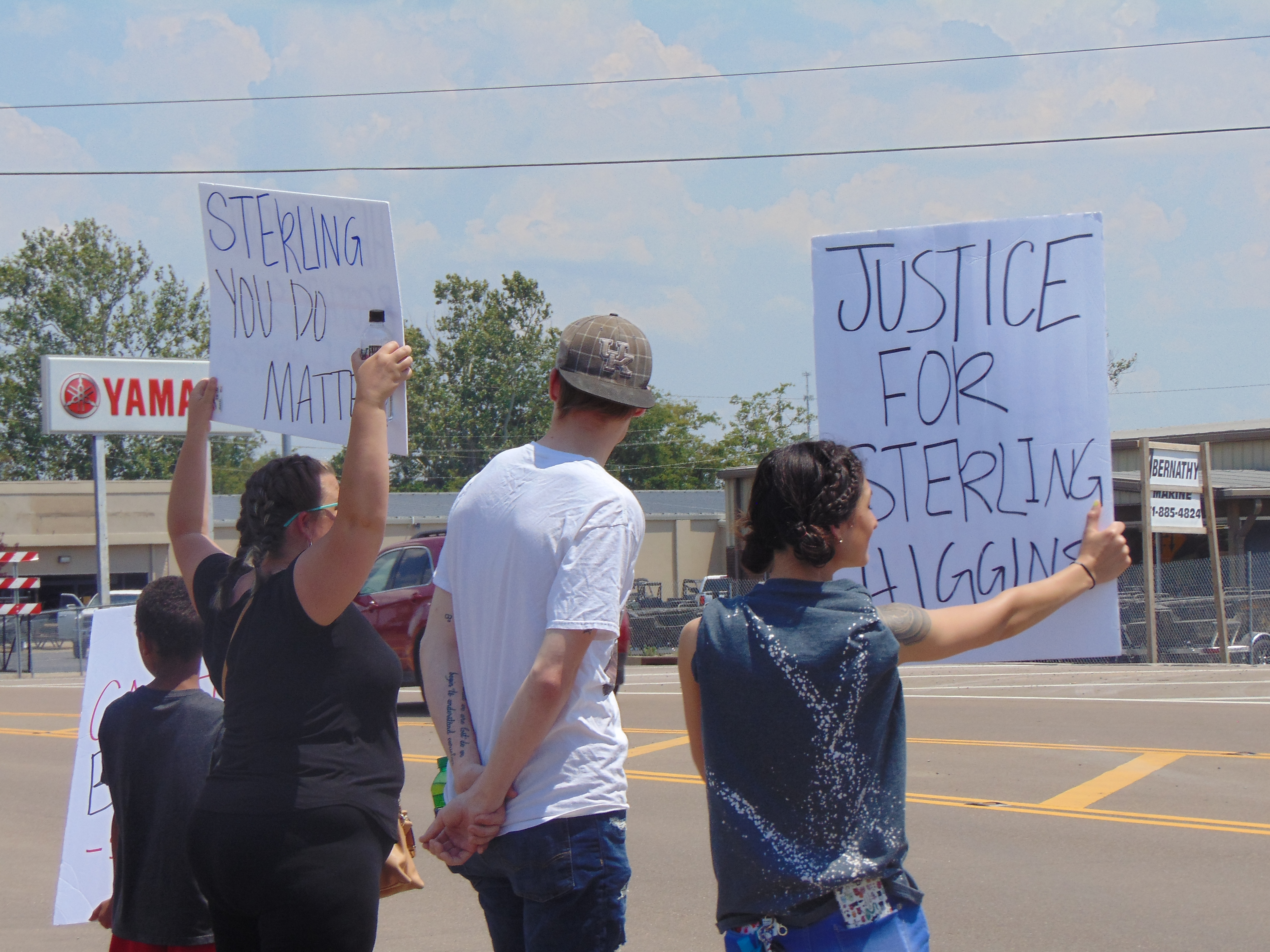 Union City Protest (7) - WBBJ TV