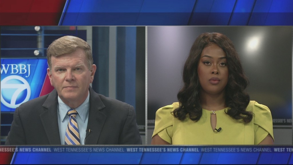 Gov Press Conference 10pm Pkg