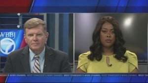 Gov Press Conference 10pm Pkg