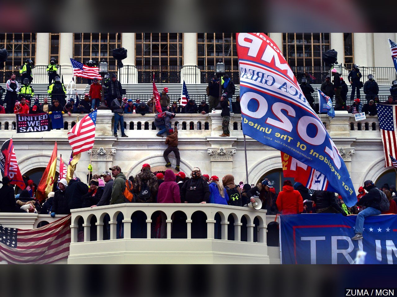 Lawmakers vow to investigate police after Capitol breach - WBBJ TV