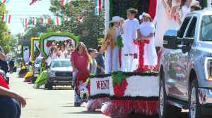 Grand Floats Parade In Humboldt 3