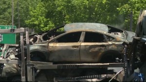 140 Trailer Crash 5pm Pkg