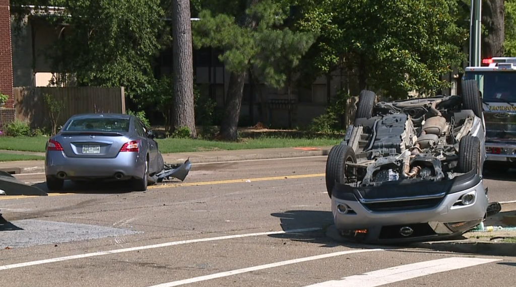 Lane Avenue Wreck 070221 3