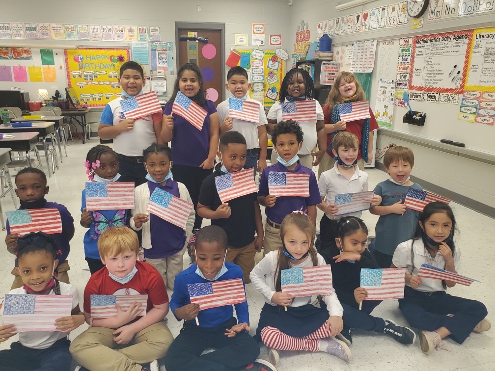 Veterans visit Thelma Barker Elementary for annual parade - WBBJ TV