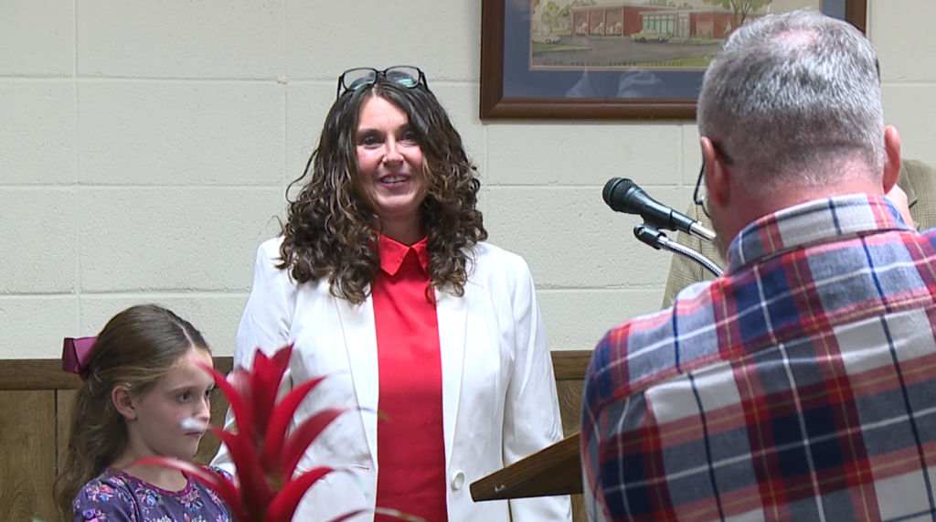 Selmer Mayor Sherry Ingram 1