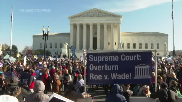 Justices Signal They'll Ok New Abortion Limits, May Toss Roe
